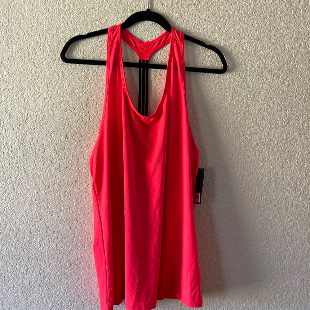 Workout tank top